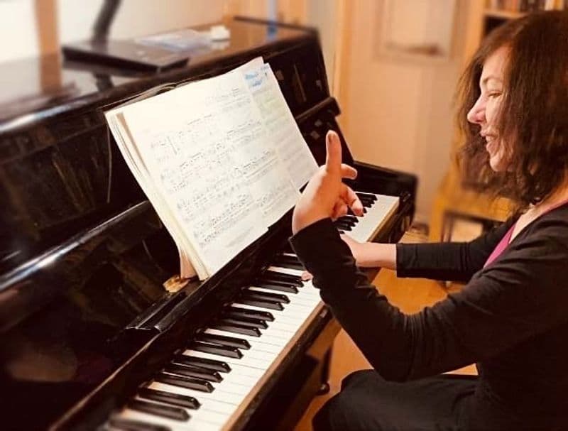 user-upload/business/work-media/mb0357qujzhygdv4b0y64b_natalia-brokop-pianistin-komponistin-klavierlehrerin.jpeg
