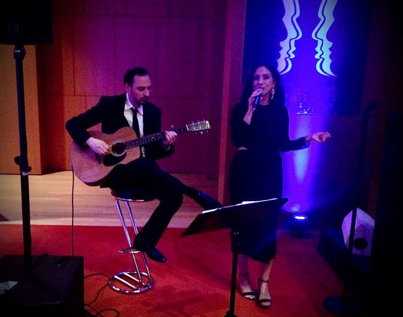 user-upload/business/work-media/r7a5olsl8rnrhicnqbdiol_la-la-luxe-akustik-duo-berlin-eventband-&-hochzeitsband.jpeg